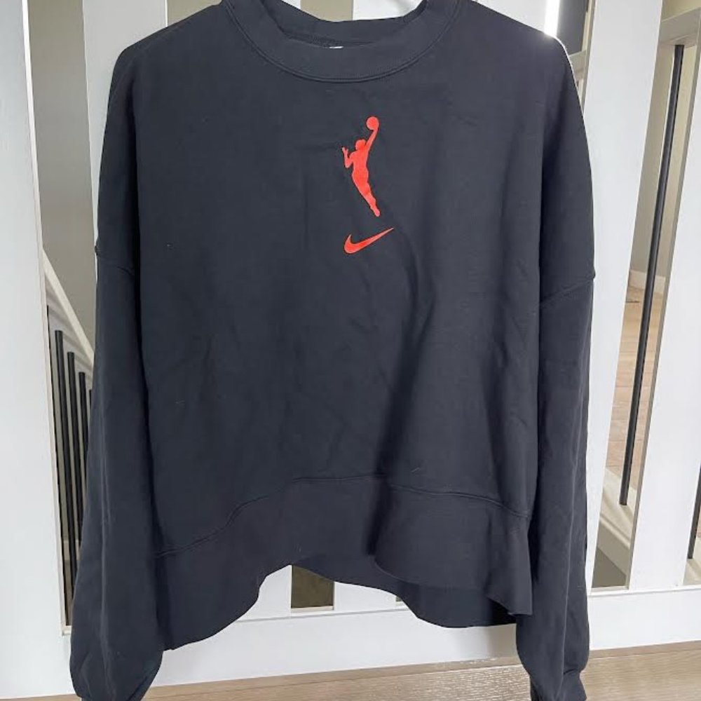 *RARE* NIKE WNBA Cropped Crew - BRAND NEW WITH TAGS!